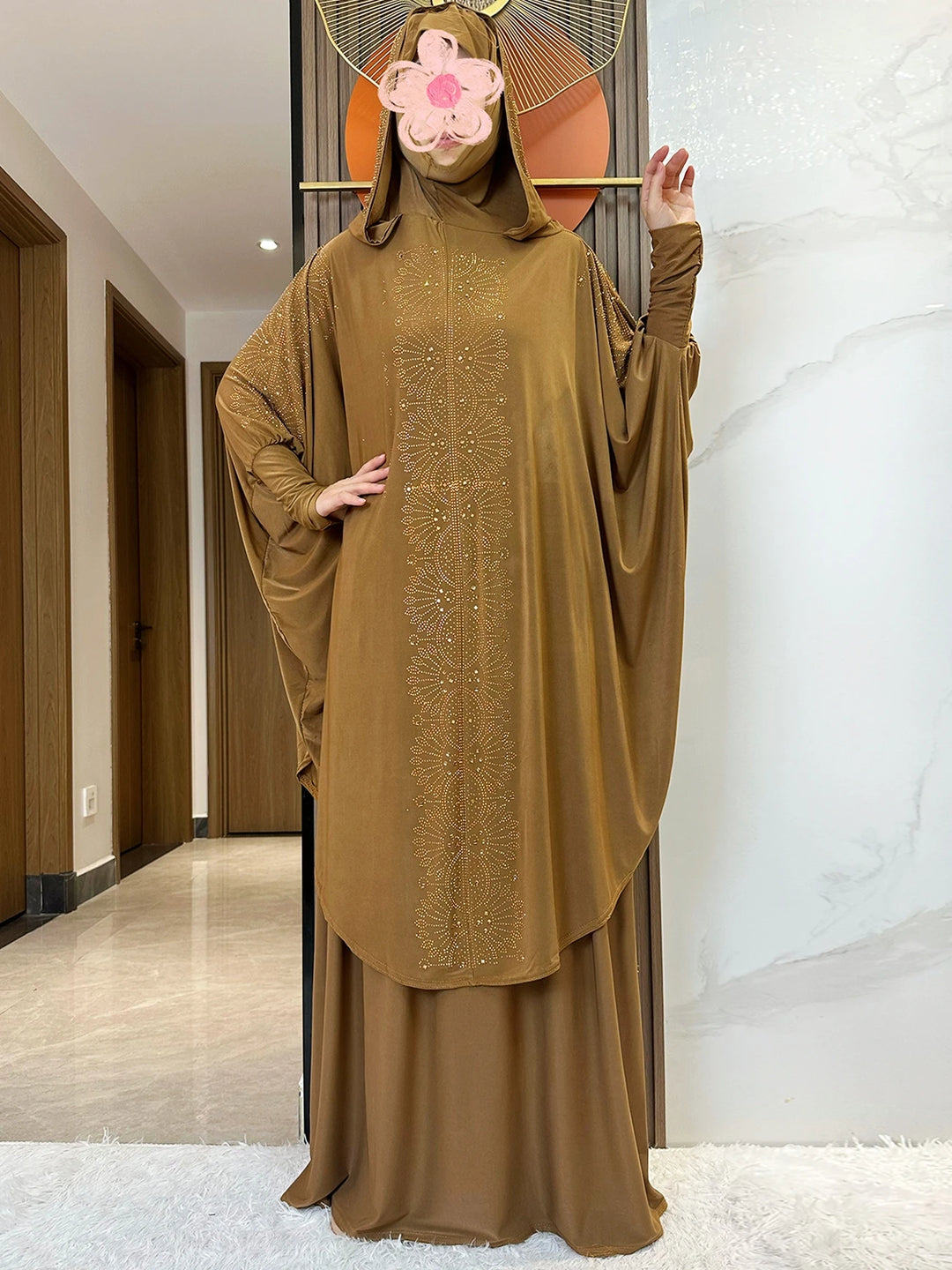Muslim Woman Set of Abaya