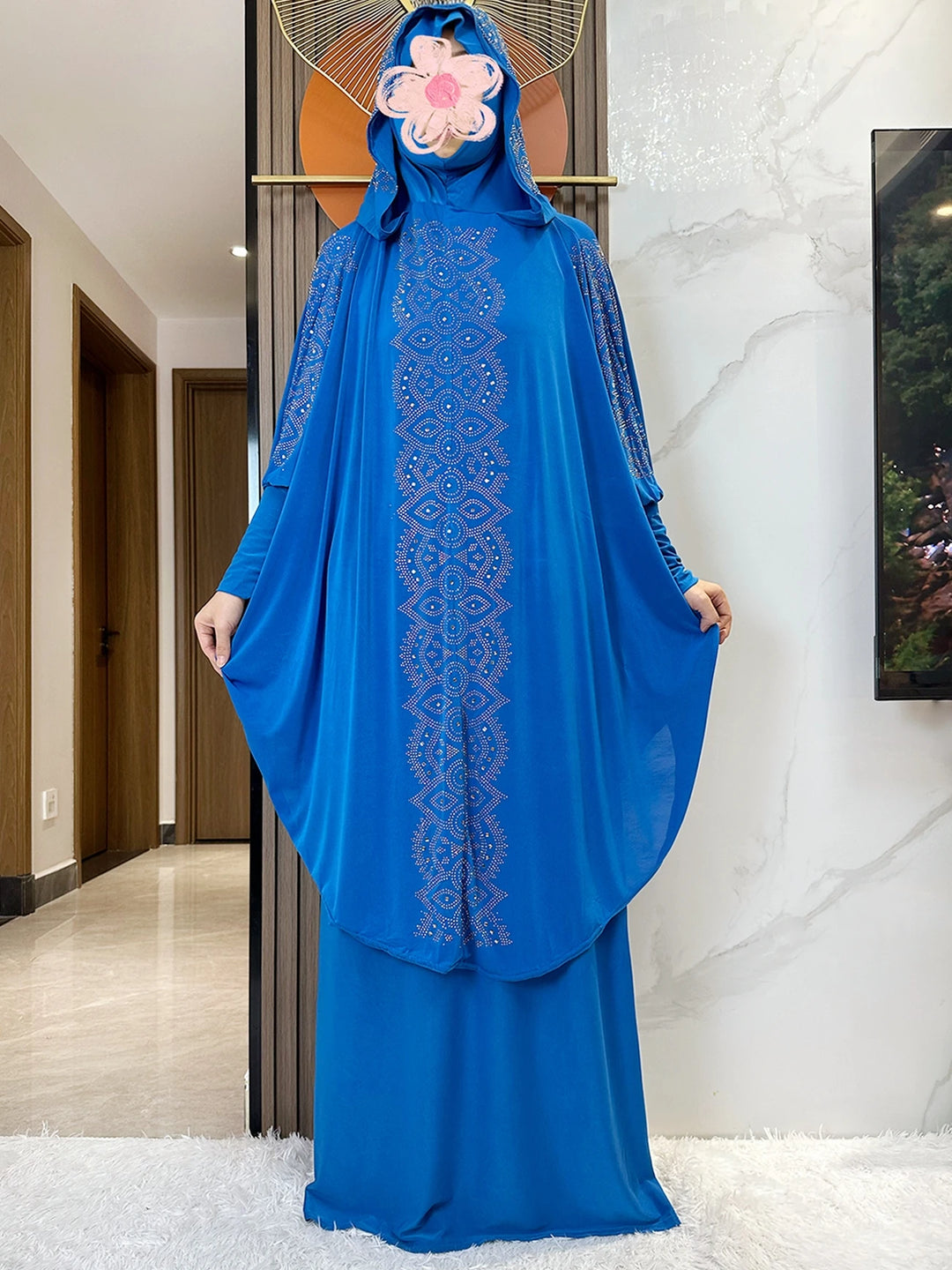 Muslim Woman Set of Abaya