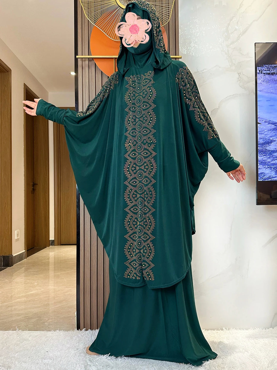 Muslim Woman Set of Abaya