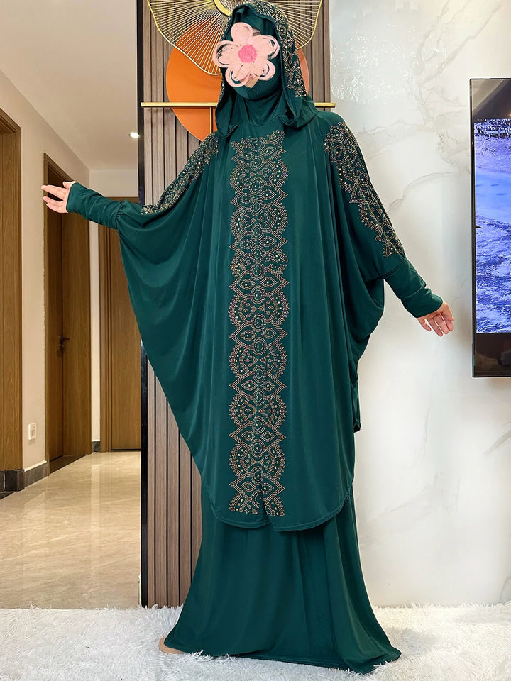 Muslim Woman Set of Abaya