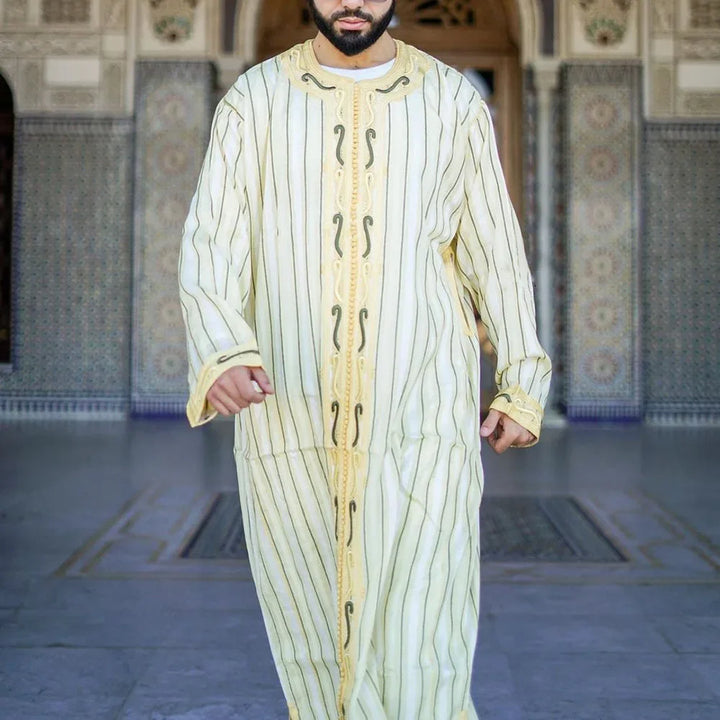Muslim men's fashion Jubba thobe