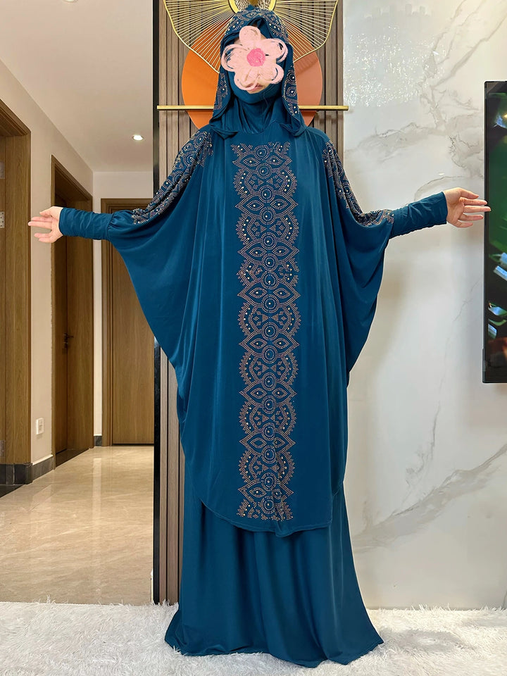 Muslim Woman Set of Abaya