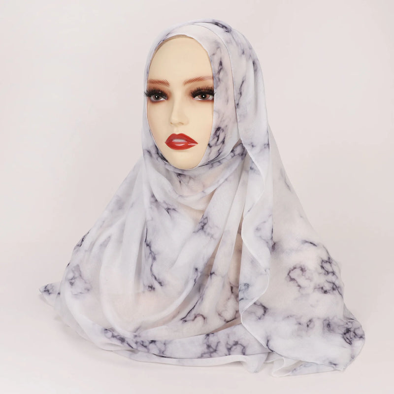 Watercolor Print Lady Hijab